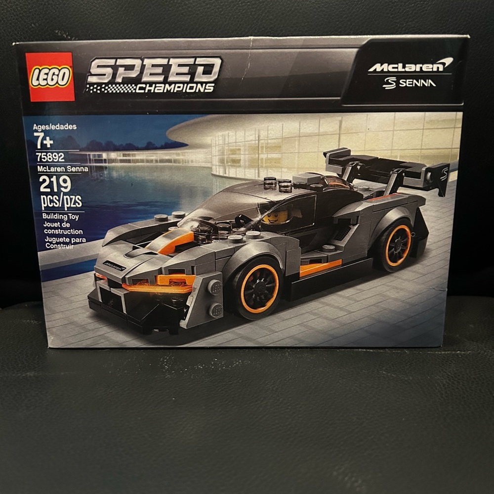 LEGO Speed Champions McLaren Senna Set